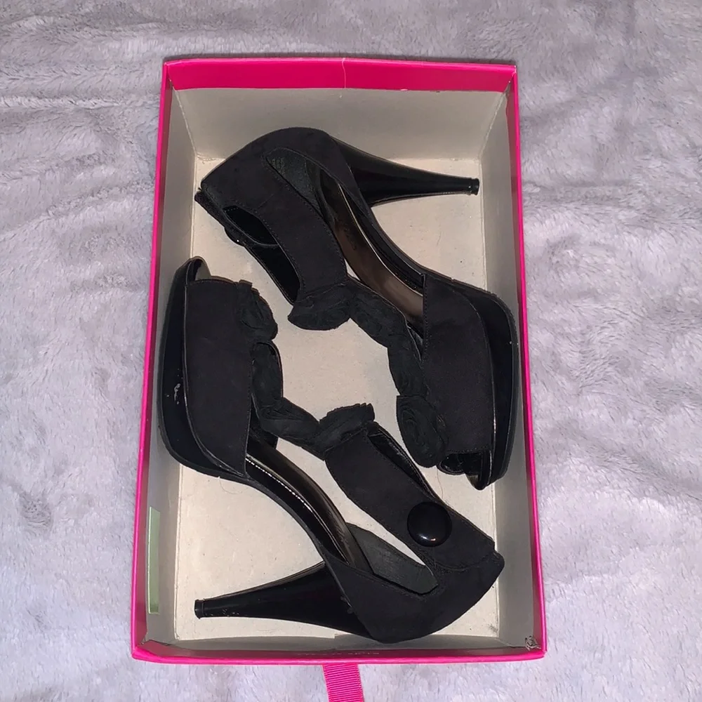 Candies - Black Rose Heels - Picture 8 of 8